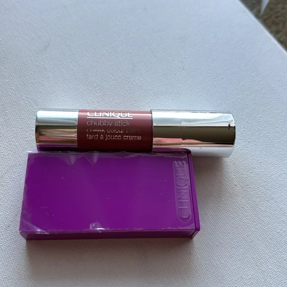 Clinique makeup bundle brand new - Picture 5 of 8